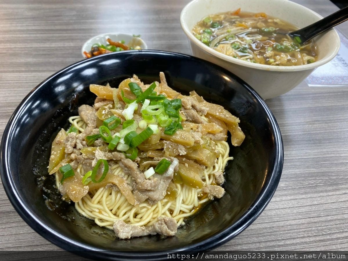 食記-台北市信義區新娘子麵館(忠孝店)信義區樸實簡單的