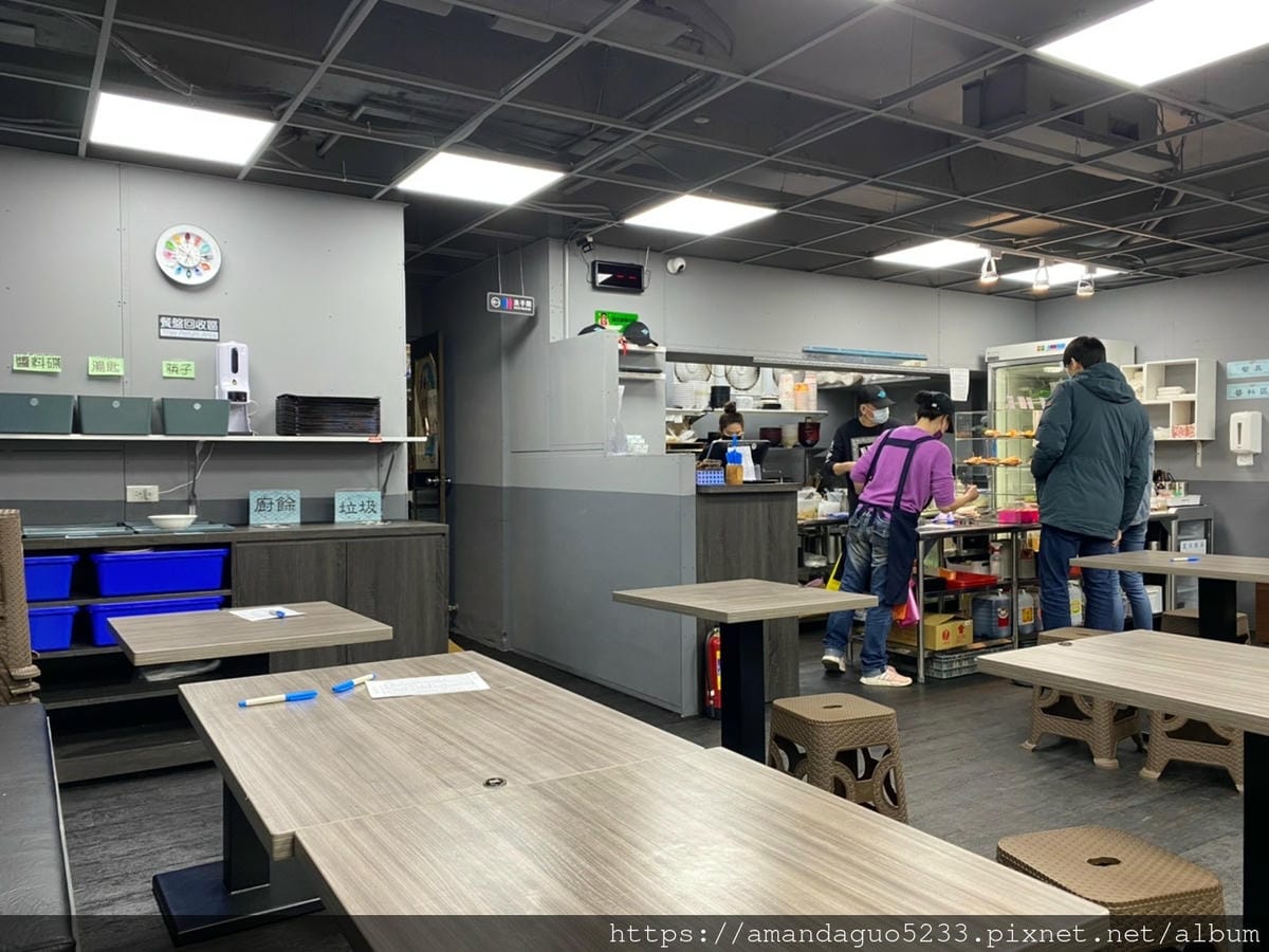 食記-台北市信義區新娘子麵館(忠孝店)信義區樸實簡單的