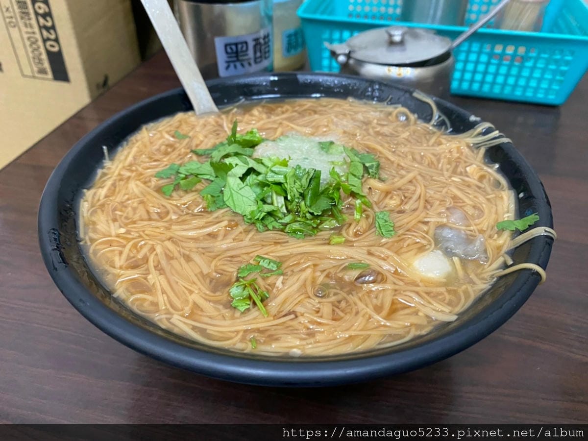 食記-台北市大安區樂業麵線六張犁站人氣麵線店,料多味濃