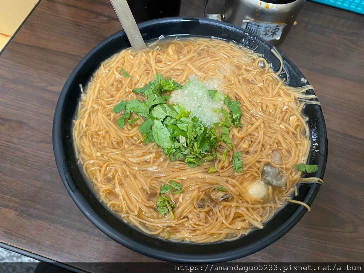 食記-台北市大安區樂業麵線六張犁站人氣麵線店,料多味濃