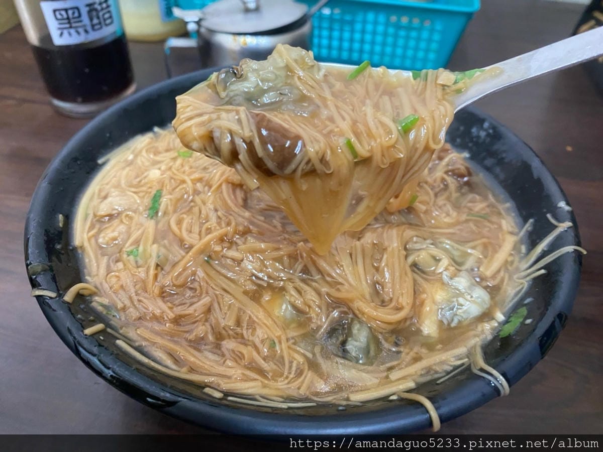食記-台北市大安區樂業麵線六張犁站人氣麵線店,料多味濃