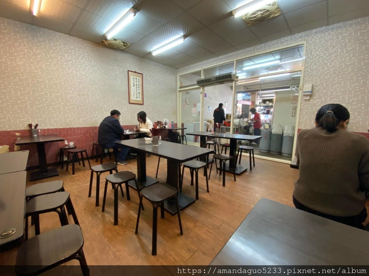 食記-台北市信義區建宏雞肉飯(信義店)市府站下午無休的