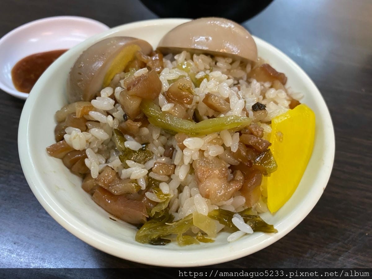食記-台北市信義區建宏雞肉飯(信義店)市府站下午無休的