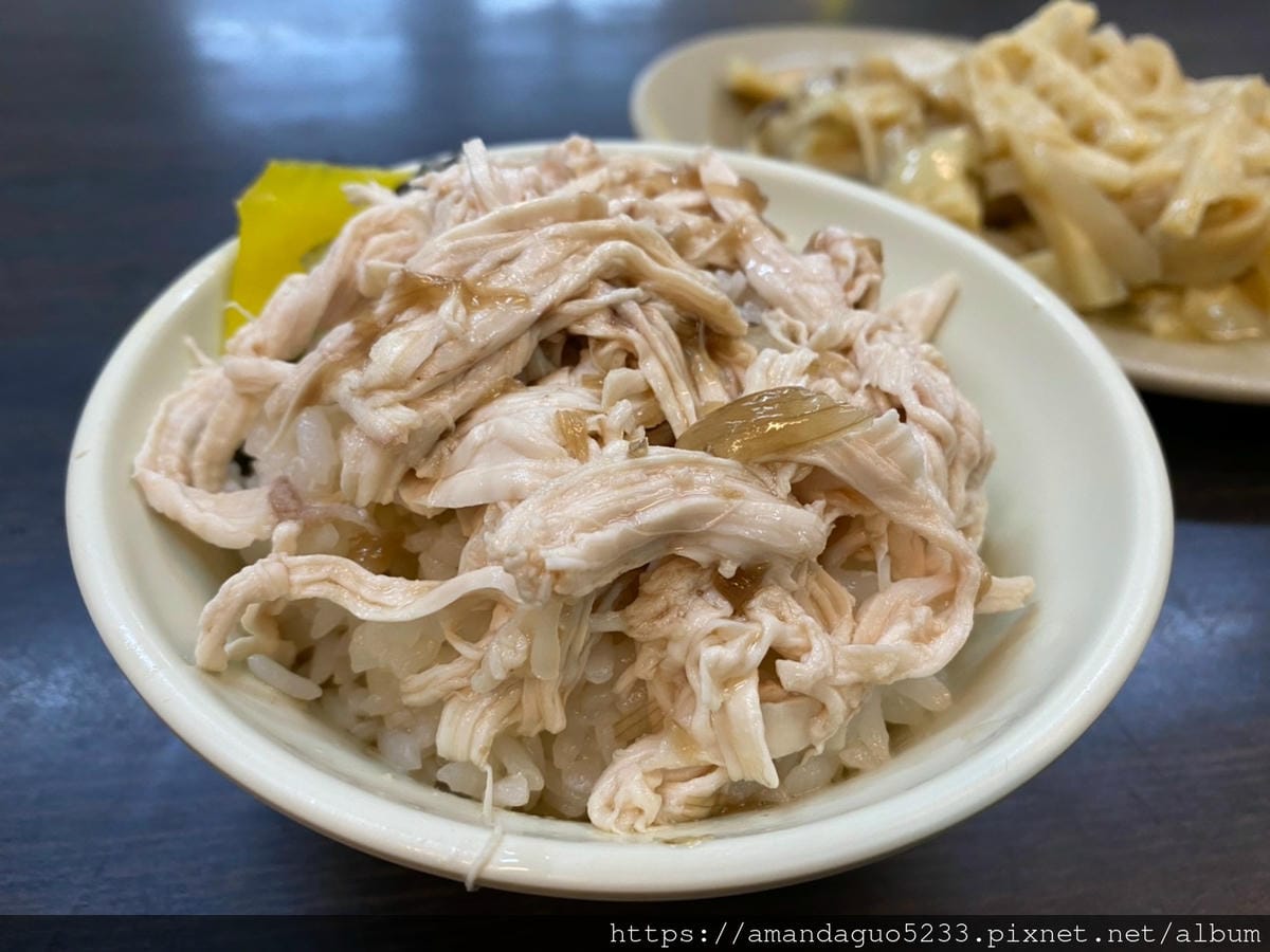 食記-台北市信義區建宏雞肉飯(信義店)市府站下午無休的