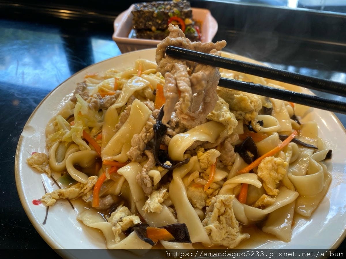食記-台北市大安區四海木須麵忠孝復興站人氣美食,份量夠