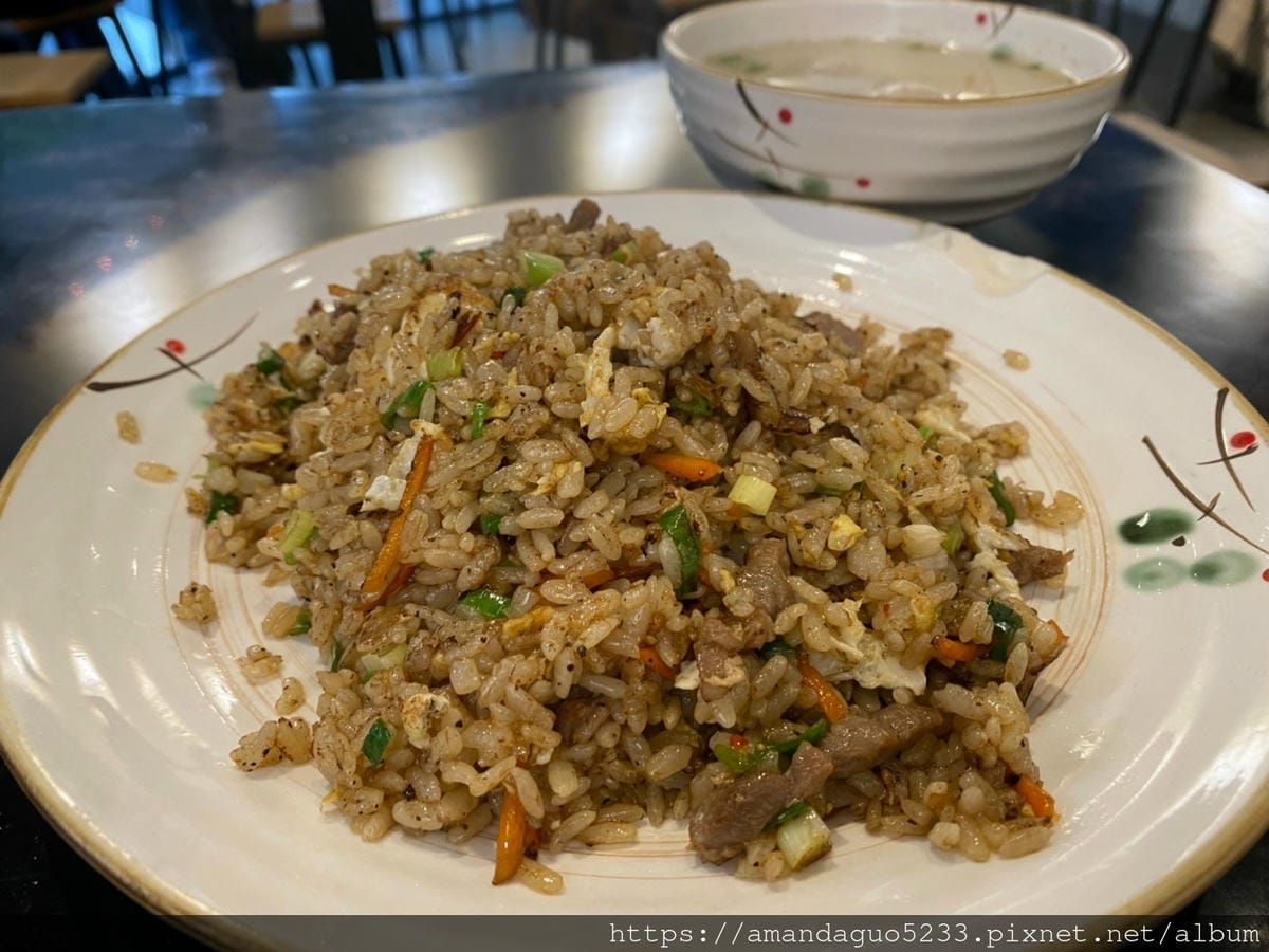 食記-台北市大安區四海木須麵忠孝復興站人氣美食,份量夠