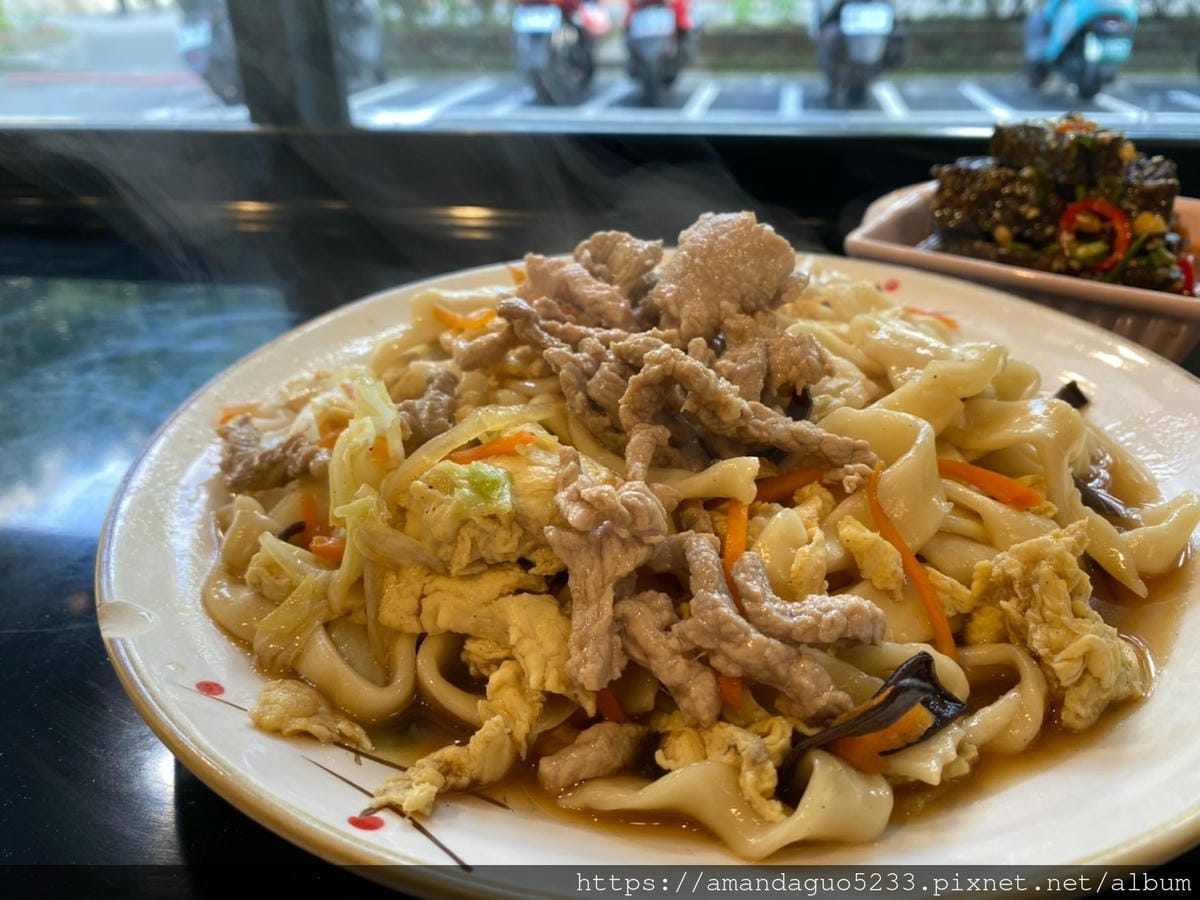 食記-台北市大安區四海木須麵忠孝復興站人氣美食,份量夠