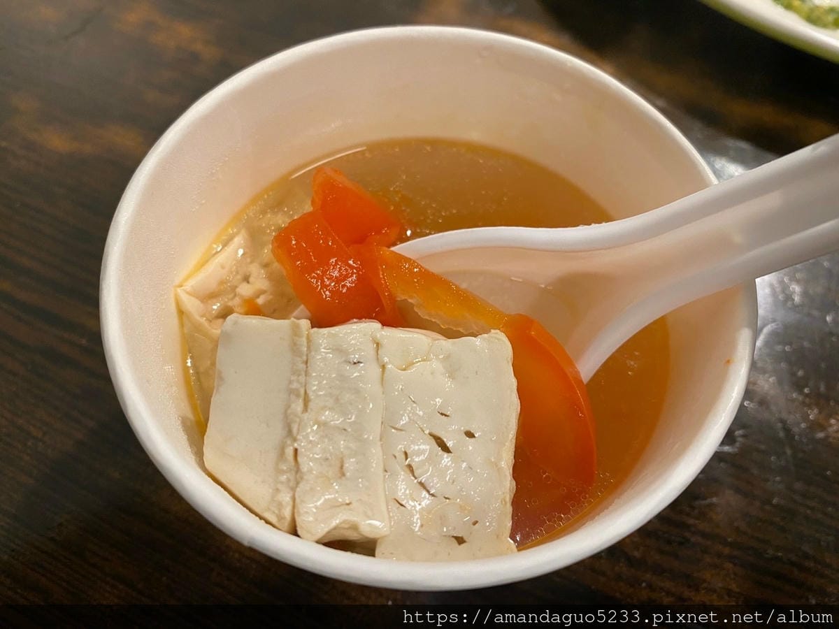 食記-台北市松山區慶城海南雞飯南京復興站超人氣海南雞飯