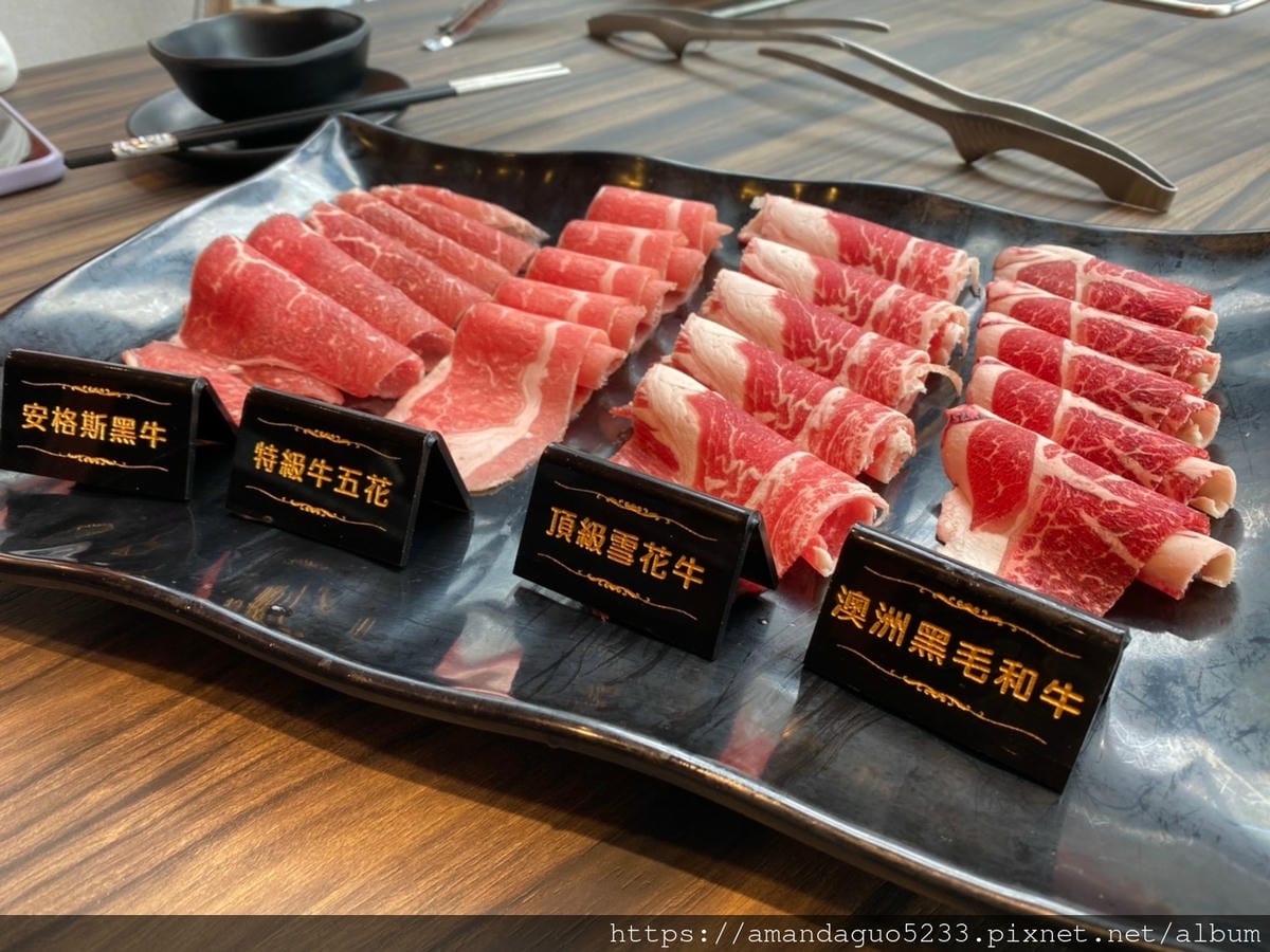 食記-台北市信義區辛巴適麻辣火鍋台北1號店來自澎湖的麻 食記-台北市信義區辛巴適麻辣火鍋台北1號店來自澎湖的麻