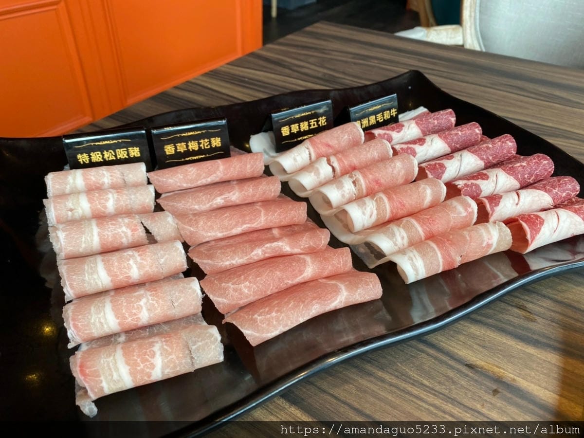 食記-台北市信義區辛巴適麻辣火鍋台北1號店來自澎湖的麻 食記-台北市信義區辛巴適麻辣火鍋台北1號店來自澎湖的麻