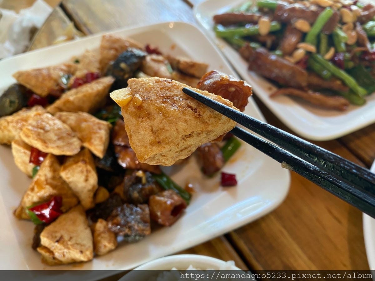 食記-新北市五股區碧瑤山莊到百年古厝庭園餐廳吃土雞,順