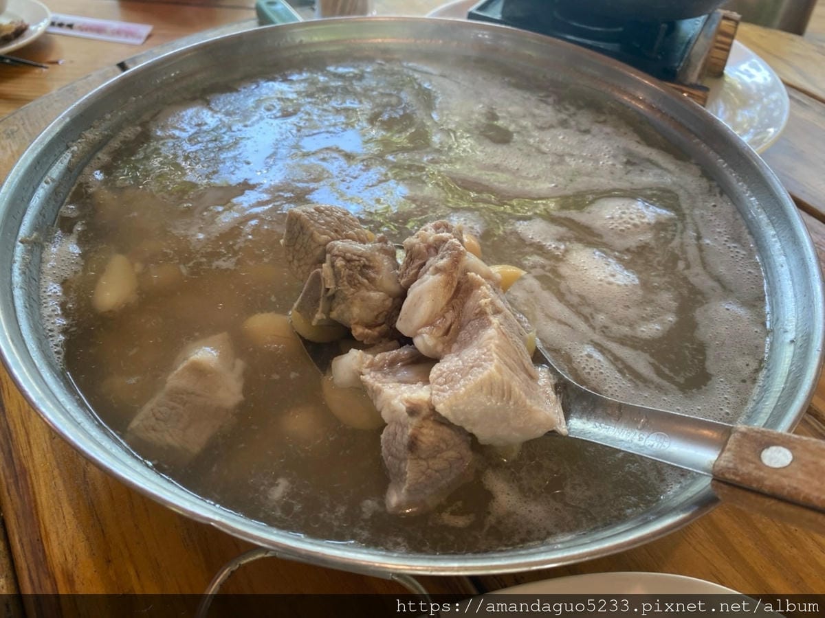 食記-新北市五股區碧瑤山莊到百年古厝庭園餐廳吃土雞,順