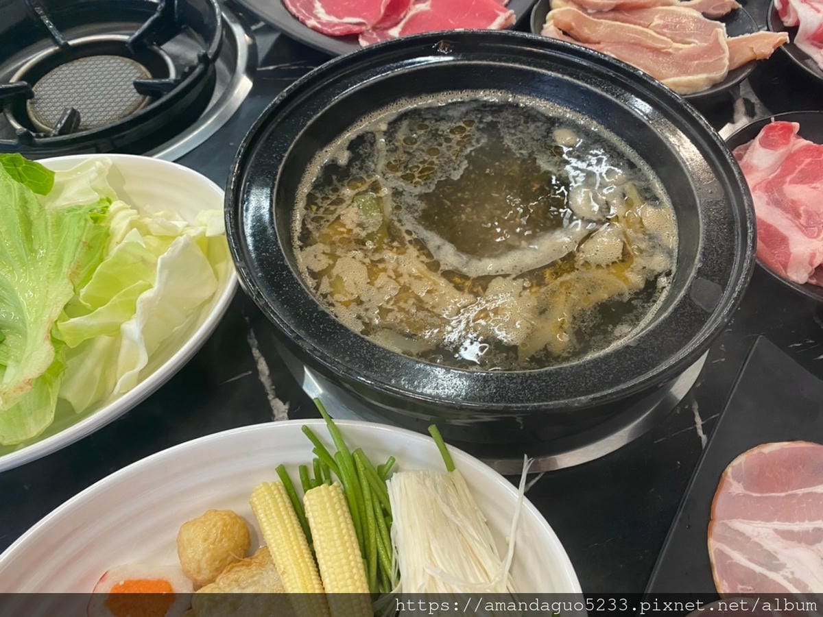 食記-新北市蘆洲區柒柒石頭火鍋新開幕!石頭火鍋吃到飽,