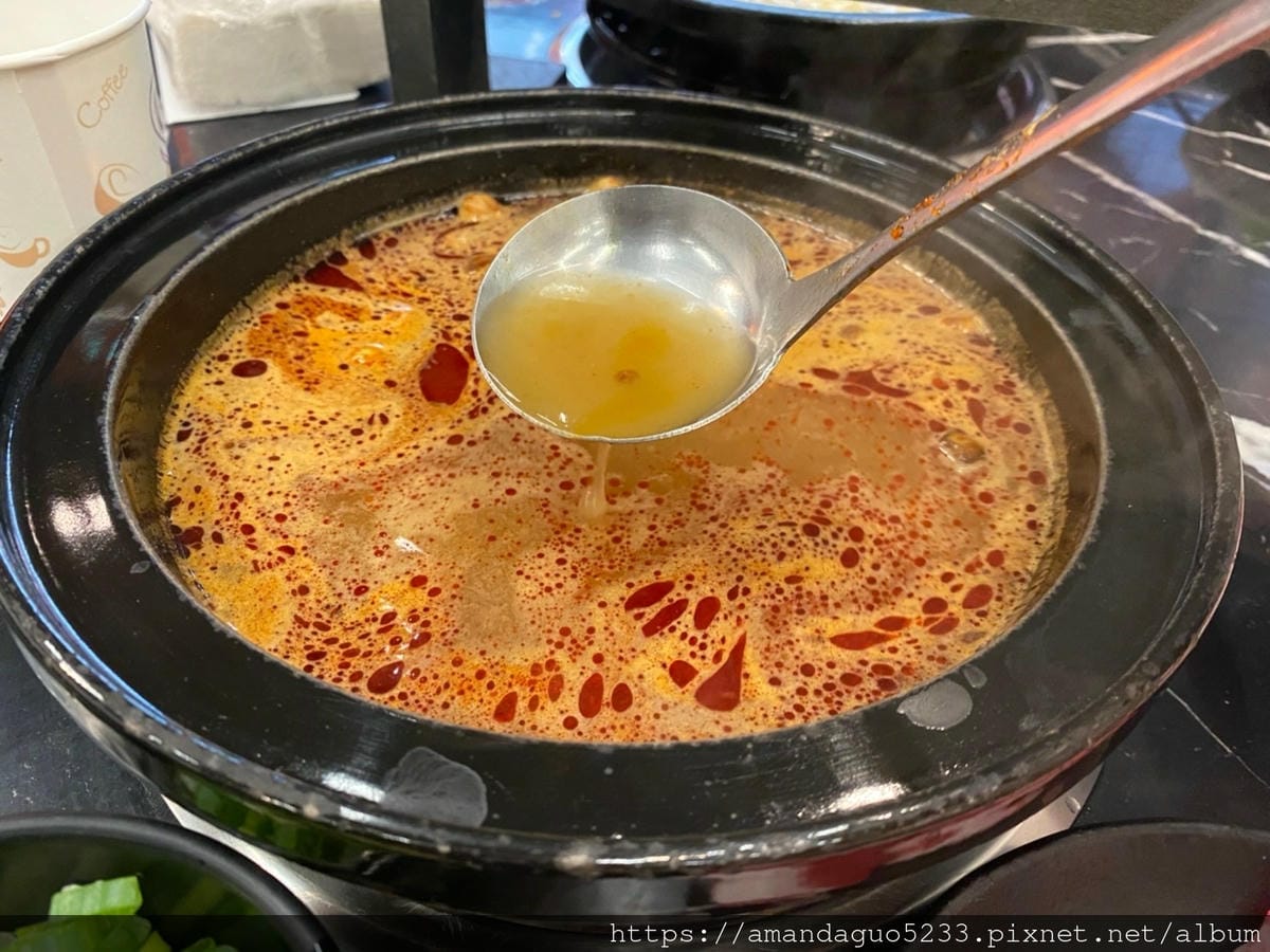 食記-新北市蘆洲區柒柒石頭火鍋新開幕!石頭火鍋吃到飽,