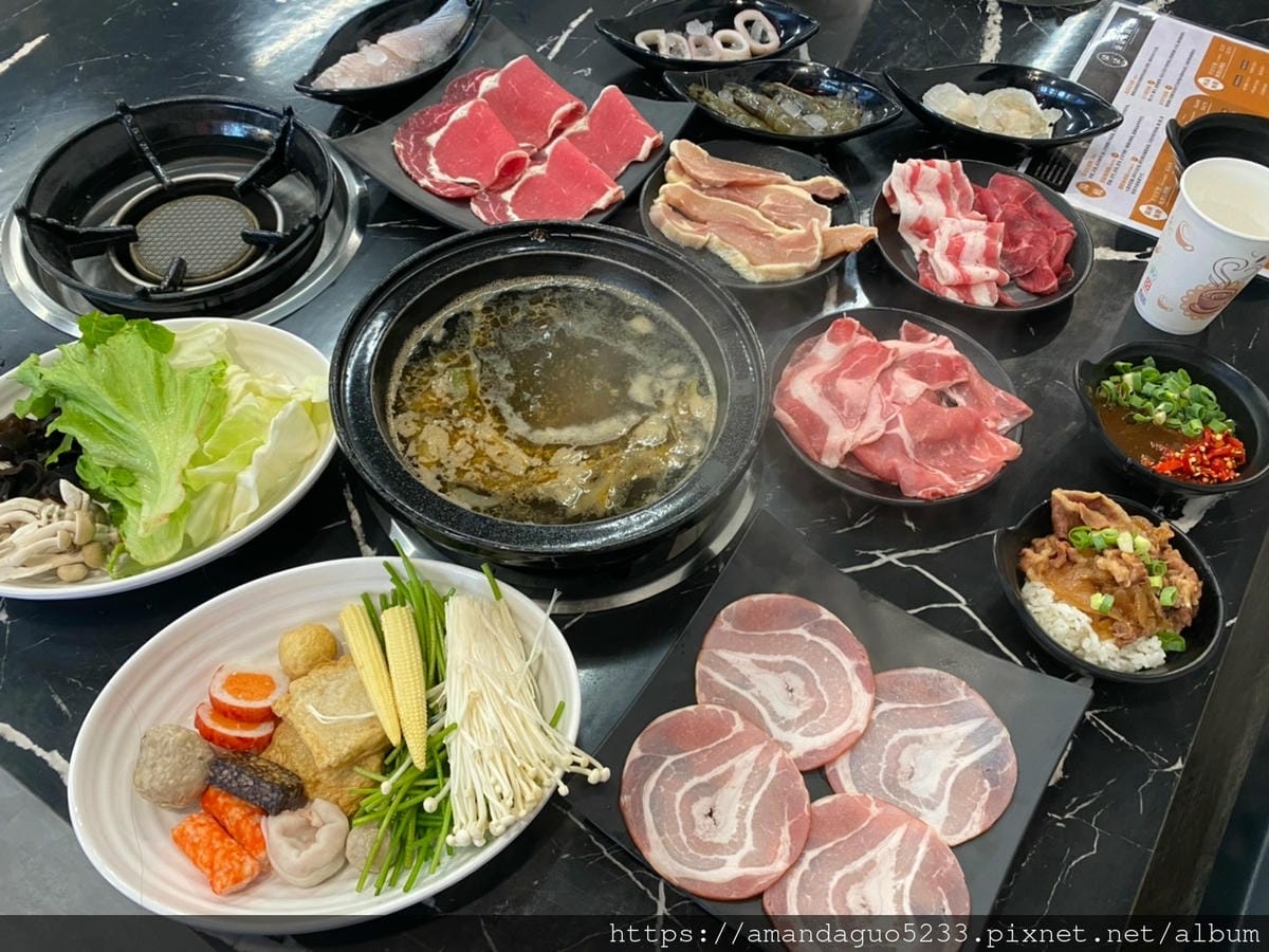 食記-新北市蘆洲區柒柒石頭火鍋新開幕!石頭火鍋吃到飽,