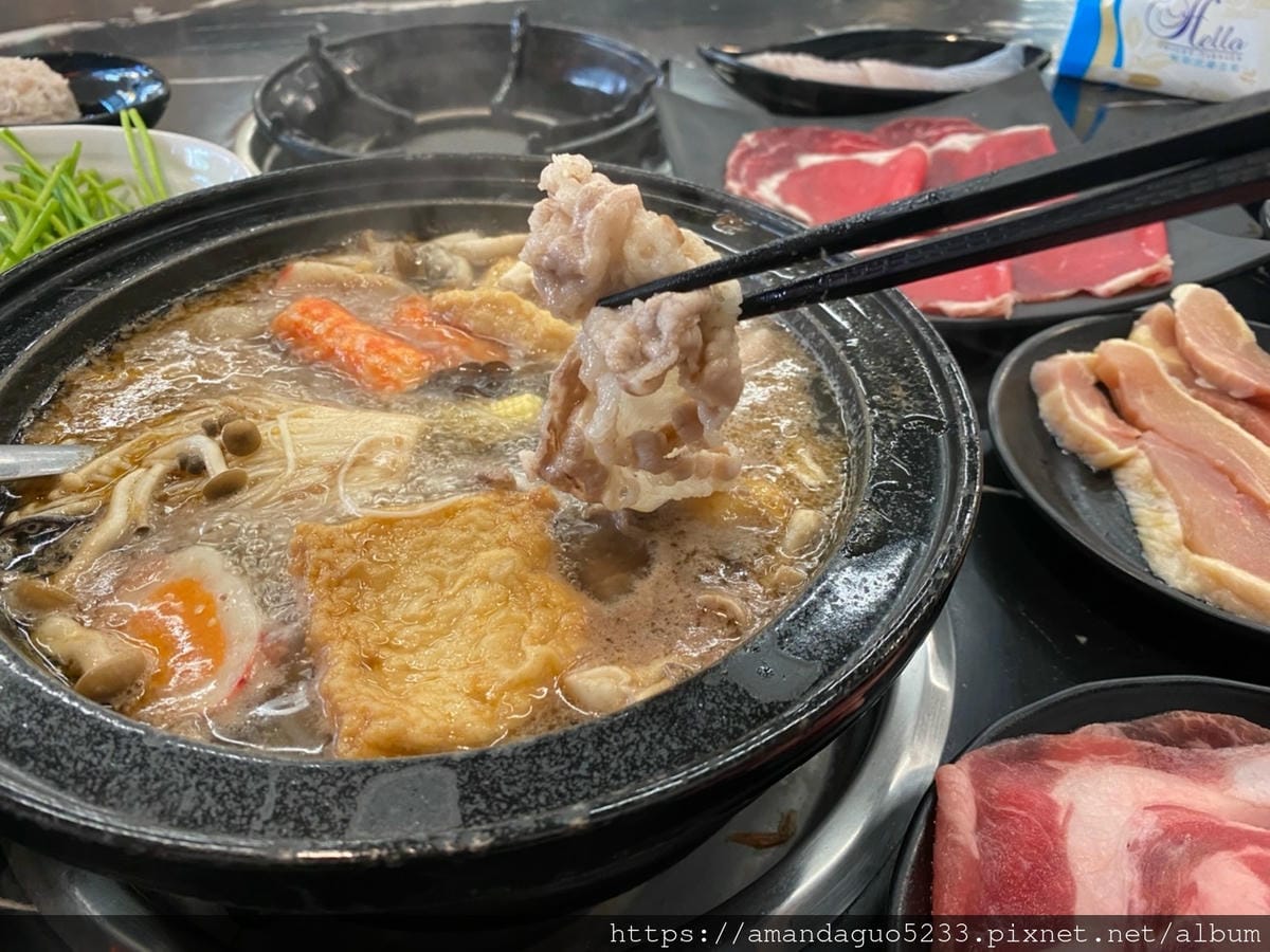 食記-新北市蘆洲區柒柒石頭火鍋新開幕!石頭火鍋吃到飽,