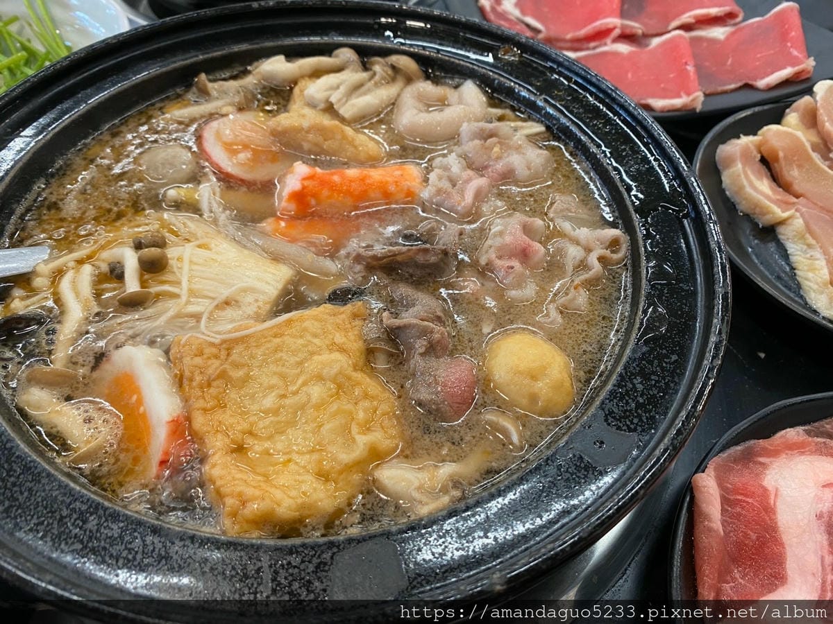 食記-新北市蘆洲區柒柒石頭火鍋新開幕!石頭火鍋吃到飽,