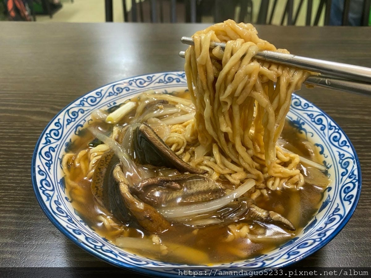 食記-台北市大安區阿明炒鱔魚東區鱔魚意麵,乾炒或羹湯各