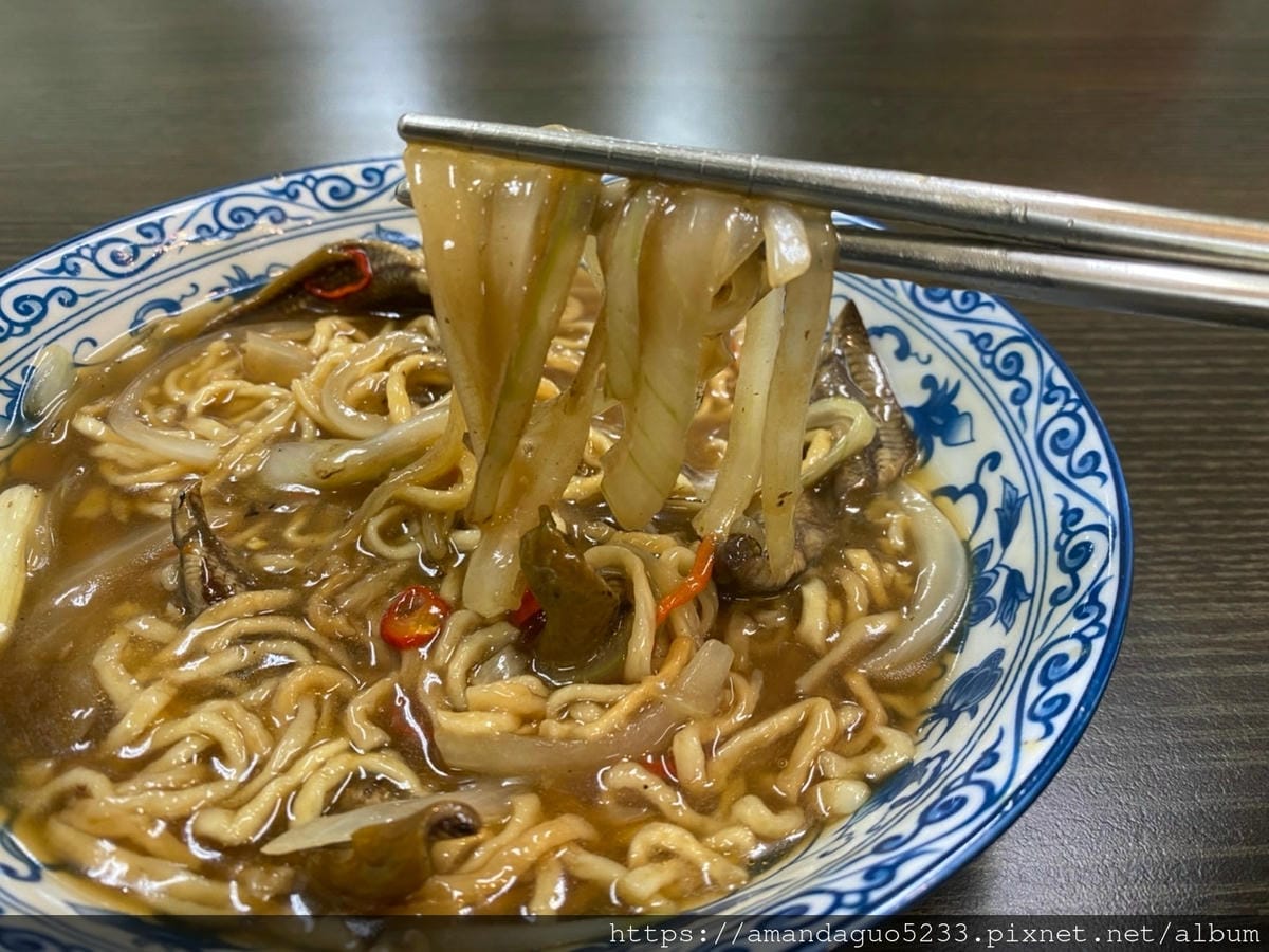 食記-台北市大安區阿明炒鱔魚東區鱔魚意麵,乾炒或羹湯各