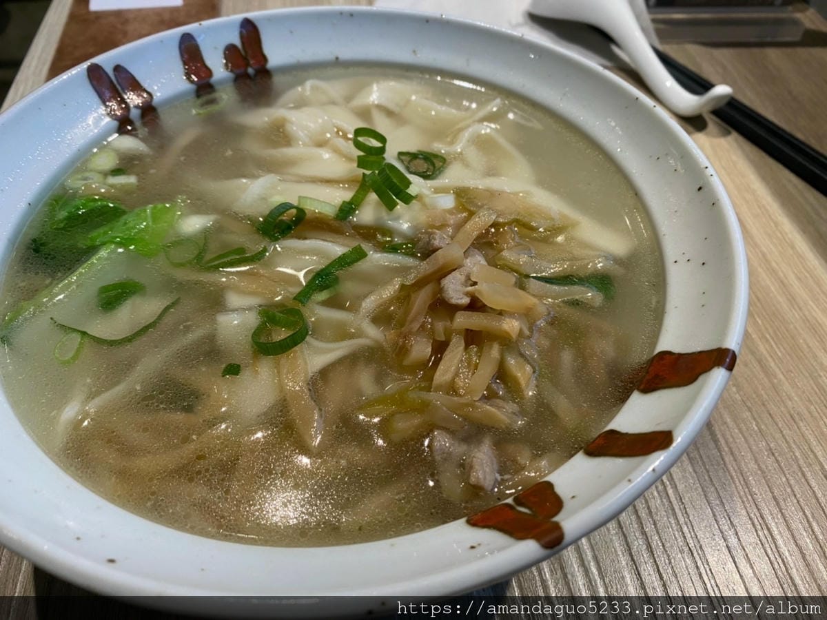 食記-台北市信義區餃子樂(信義店)30年水餃老店的華麗 食記-台北市信義區餃子樂(信義店)30年水餃老店的華麗