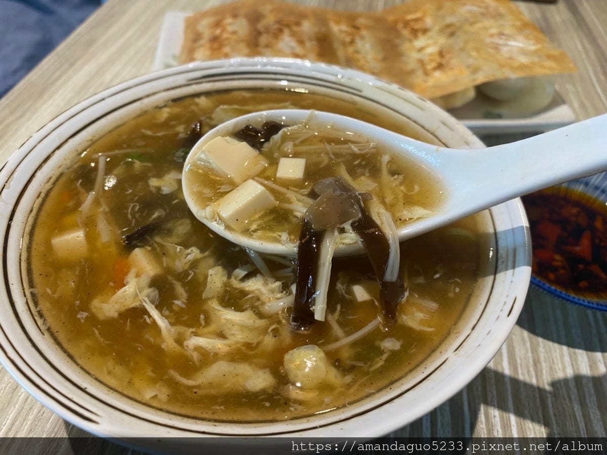 食記-台北市信義區餃子樂(信義店)30年水餃老店的華麗 食記-台北市信義區餃子樂(信義店)30年水餃老店的華麗