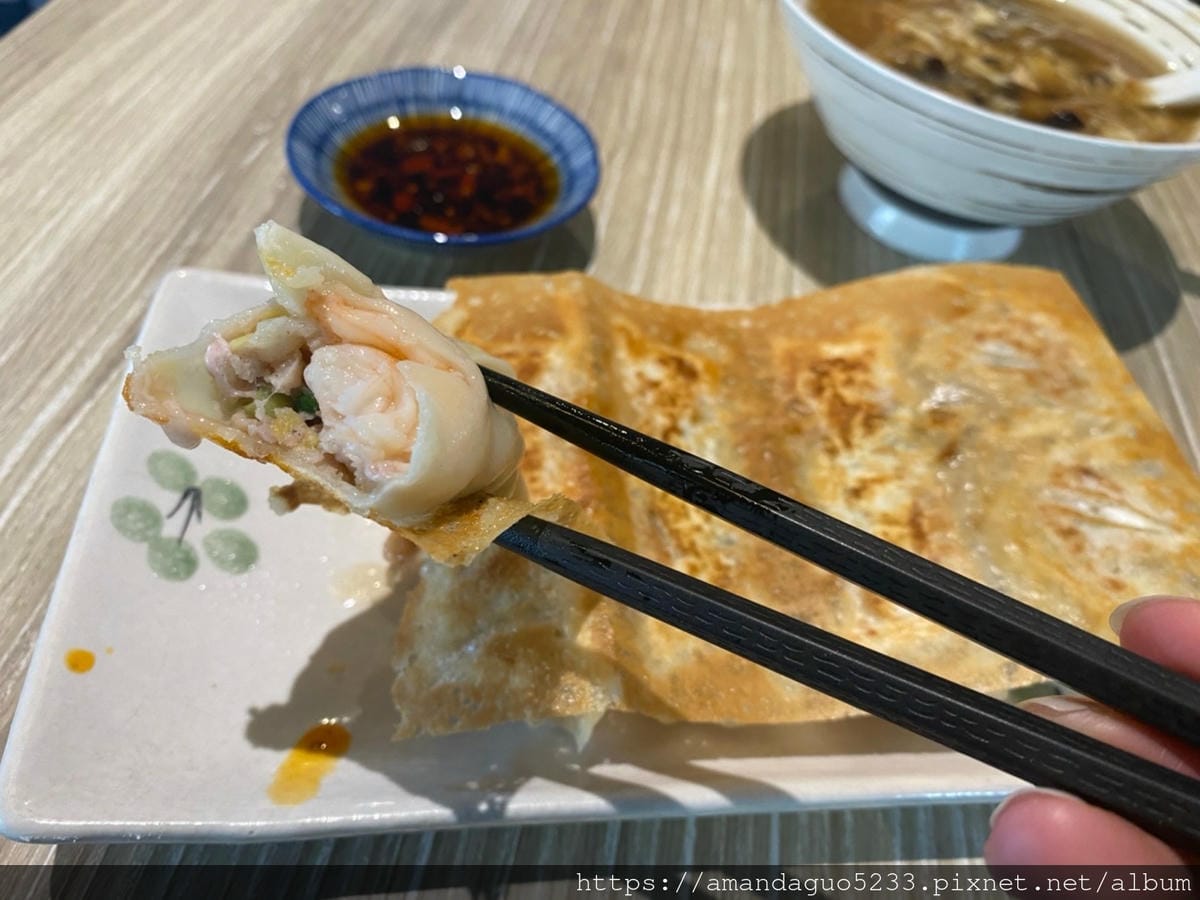 食記-台北市信義區餃子樂(信義店)30年水餃老店的華麗 食記-台北市信義區餃子樂(信義店)30年水餃老店的華麗