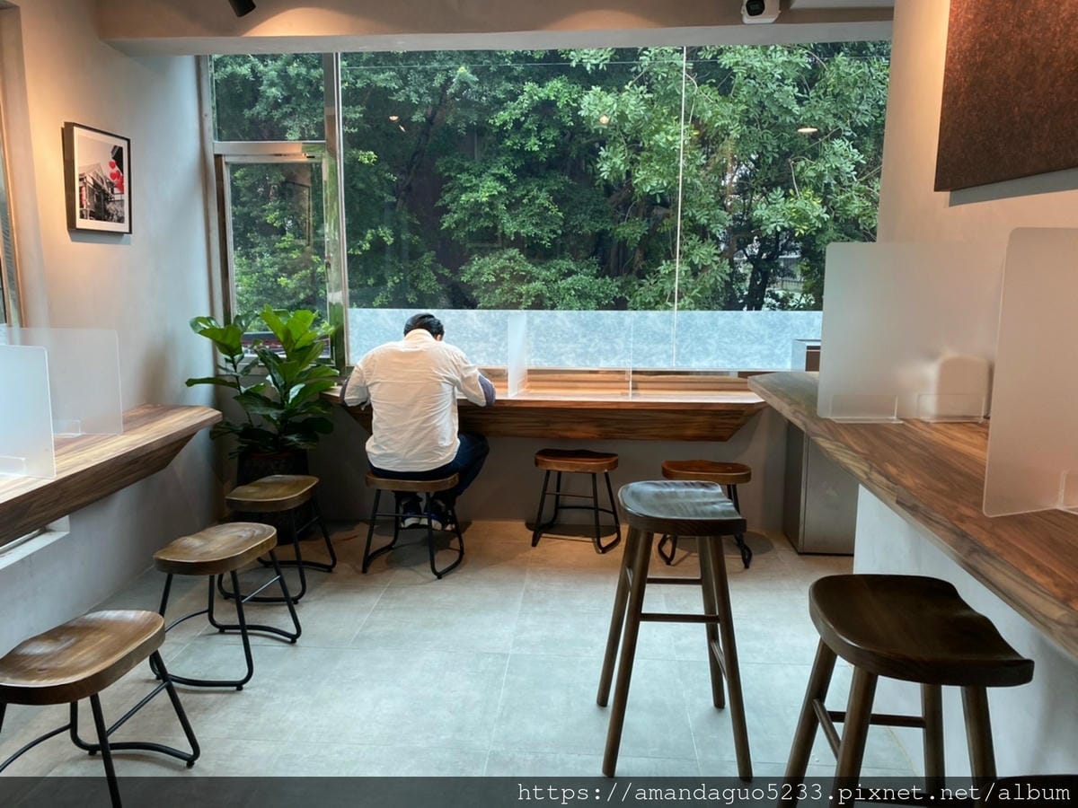 食記-台北市信義區正忠排骨飯(永吉店)新開幕!便當南霸