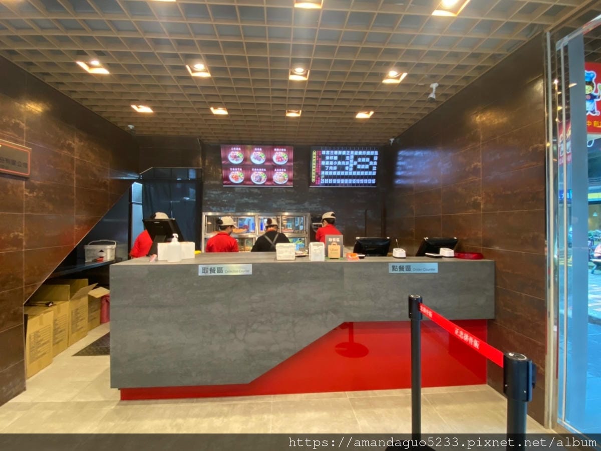 食記-台北市信義區正忠排骨飯(永吉店)新開幕!便當南霸