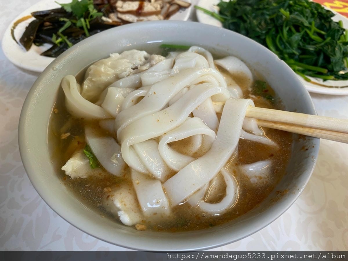 食記-台北市大安區村花枝羹忠孝SOGO對面巷弄內花枝羹 食記-台北市大安區村花枝羹忠孝SOGO對面巷弄內花枝羹