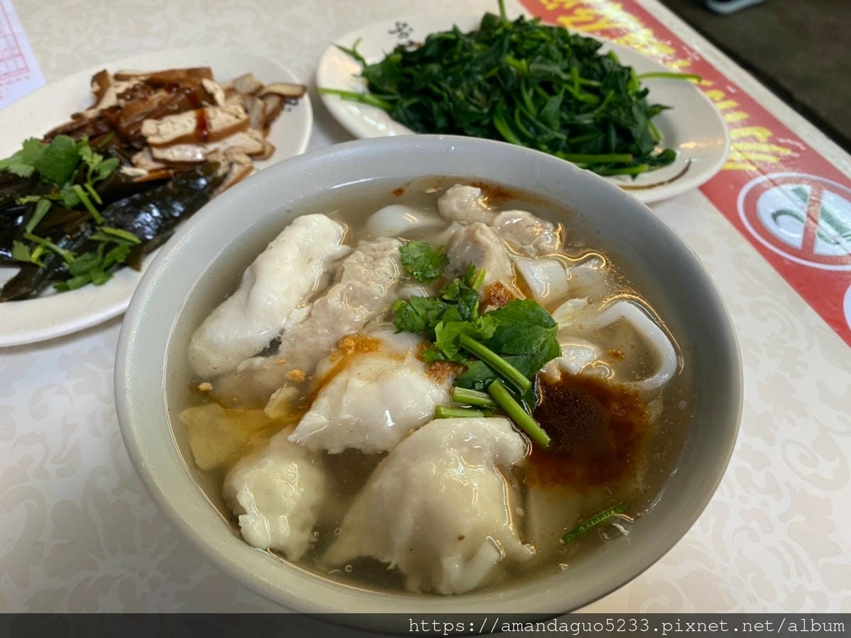 食記-台北市大安區村花枝羹忠孝SOGO對面巷弄內花枝羹 食記-台北市大安區村花枝羹忠孝SOGO對面巷弄內花枝羹