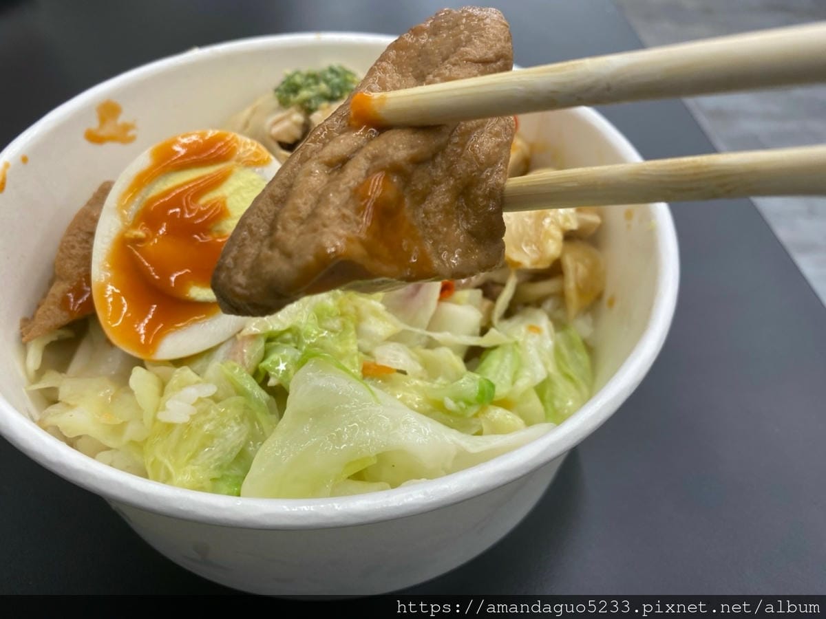 食記-台北市大安區本田雞肉東區新開發雞肉飯,肉質鮮甜醬 食記-台北市大安區本田雞肉東區新開發雞肉飯,肉質鮮甜醬