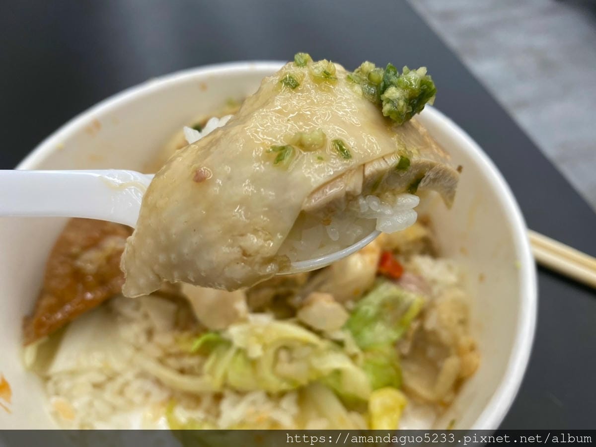 食記-台北市大安區本田雞肉東區新開發雞肉飯,肉質鮮甜醬 食記-台北市大安區本田雞肉東區新開發雞肉飯,肉質鮮甜醬