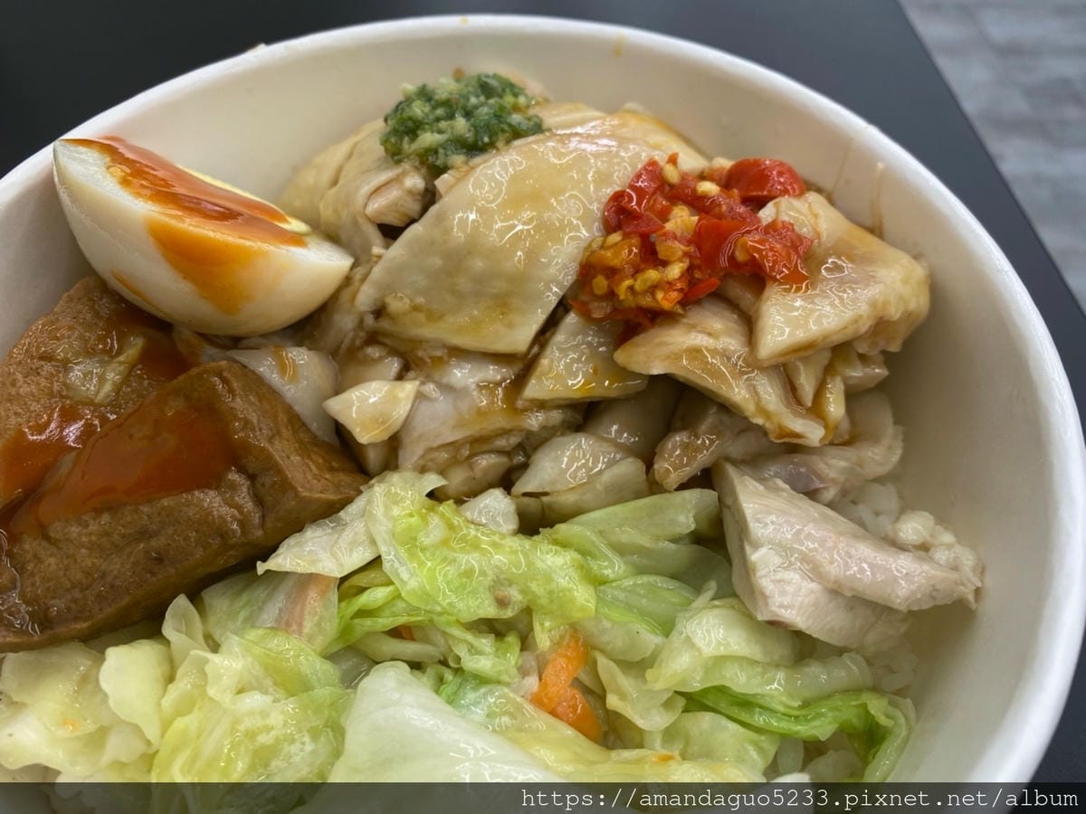 食記-台北市大安區本田雞肉東區新開發雞肉飯,肉質鮮甜醬 食記-台北市大安區本田雞肉東區新開發雞肉飯,肉質鮮甜醬