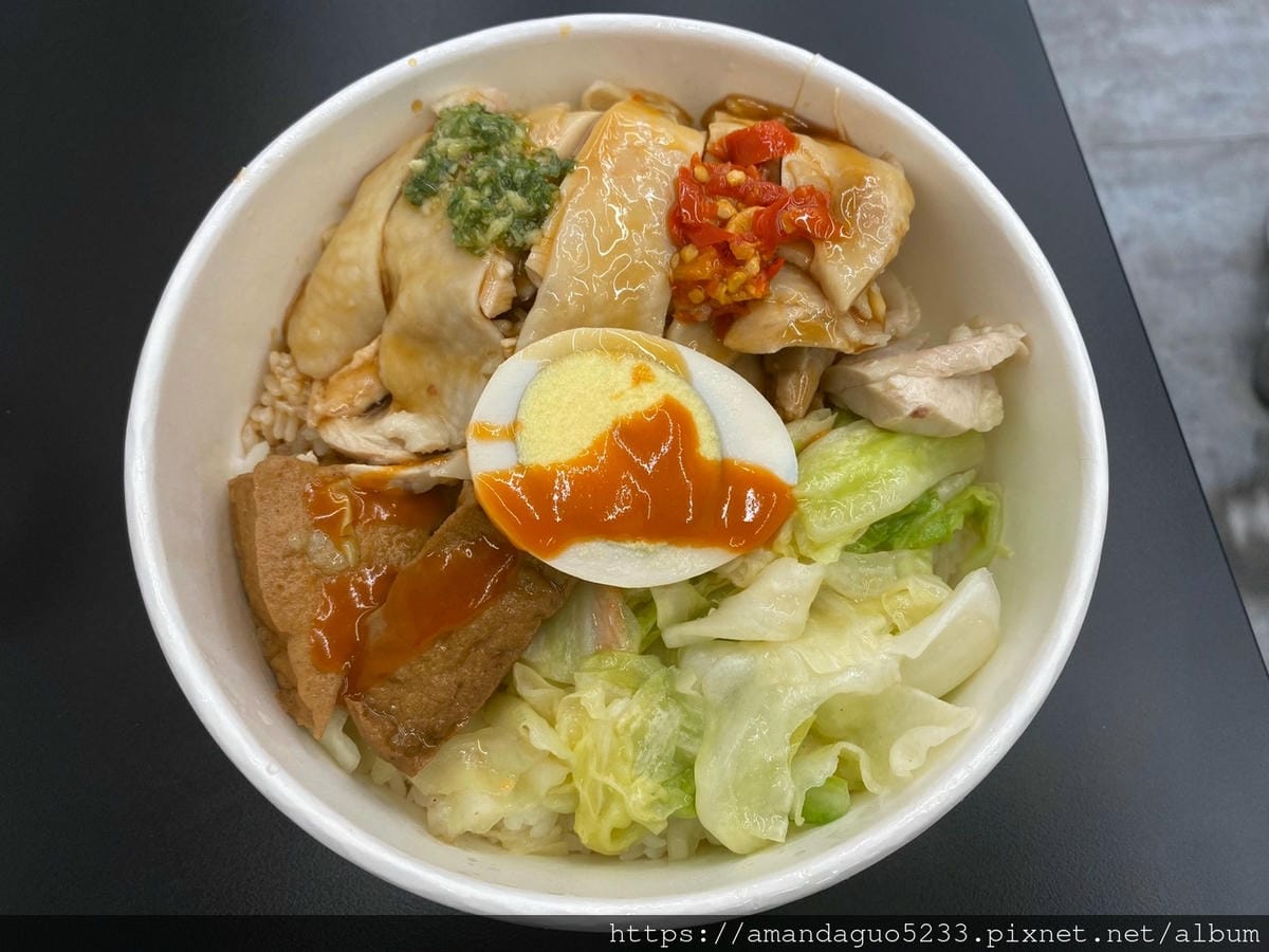 食記-台北市大安區本田雞肉東區新開發雞肉飯,肉質鮮甜醬 食記-台北市大安區本田雞肉東區新開發雞肉飯,肉質鮮甜醬