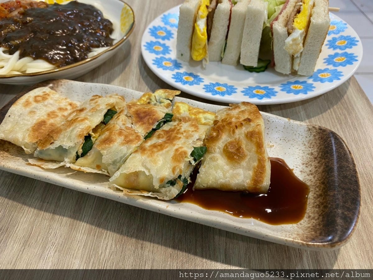 食記-新北市蘆洲區小濤谷早午餐蘆洲大份量早午餐,空間寬