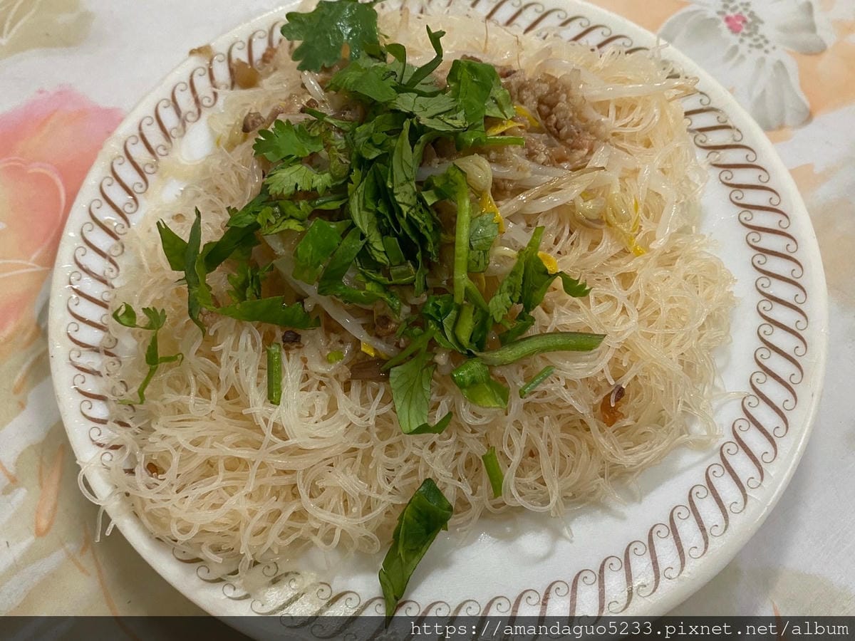食記-新北市蘆洲區陳記花枝羹米粉炒從光華路小攤搬遷到店 食記-新北市蘆洲區陳記花枝羹米粉炒從光華路小攤搬遷到店