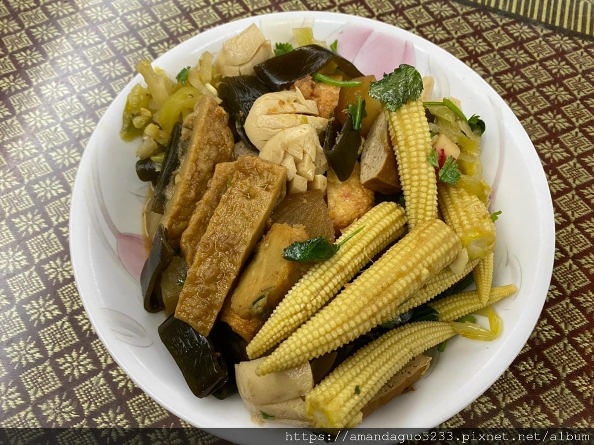 食記-新北市蘆洲區桶神滷味(蘆洲長安店)負評很多的滷味