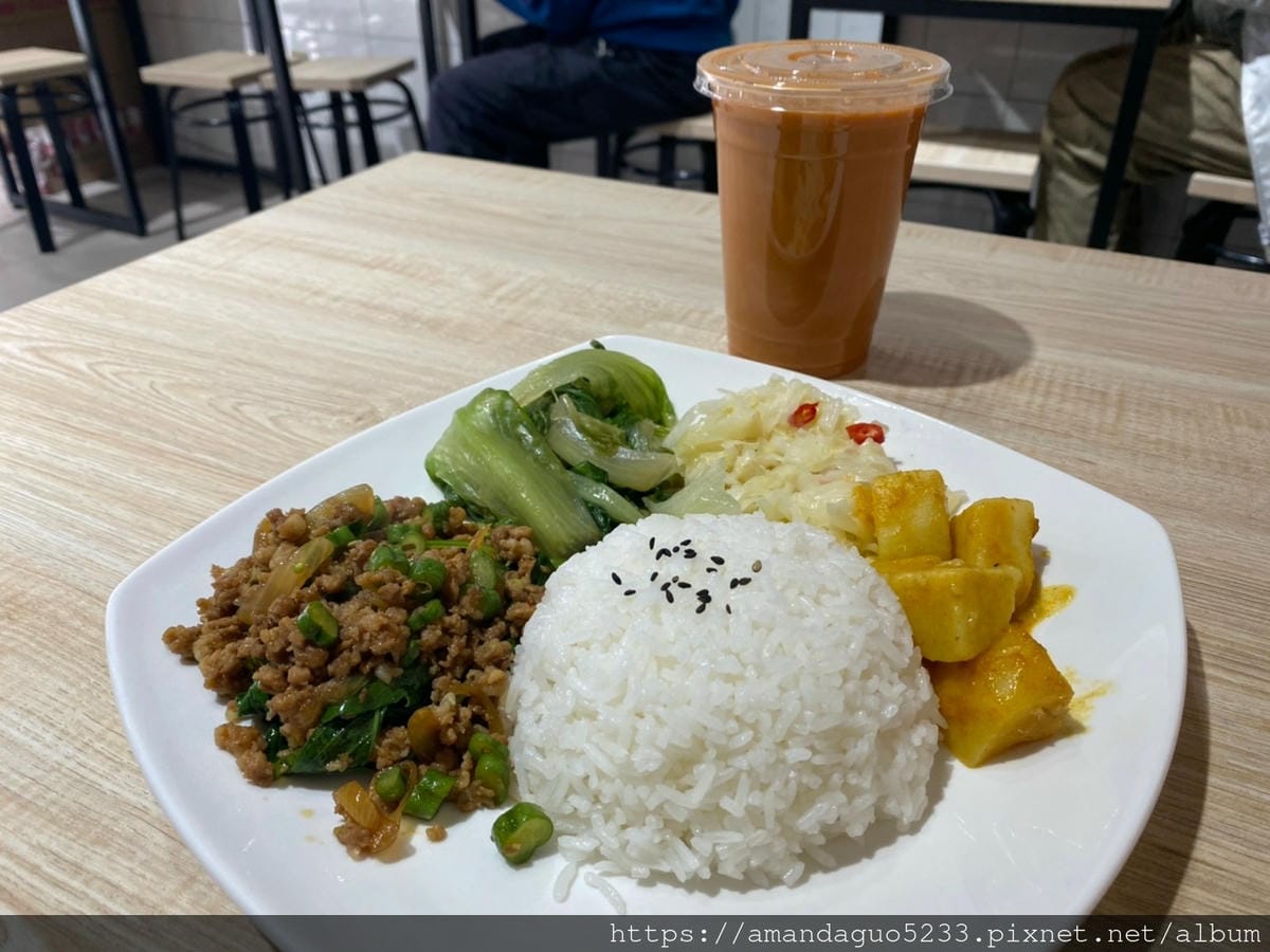 食記-台北市信義區皇泰泰 泰國船麵新開幕!泰國人開的泰