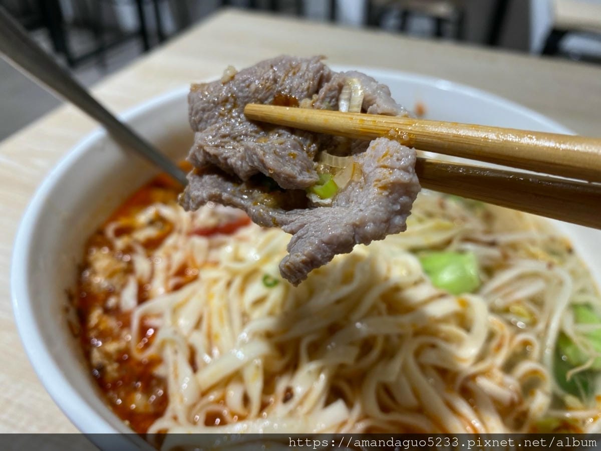 食記-台北市信義區皇泰泰 泰國船麵新開幕!泰國人開的泰