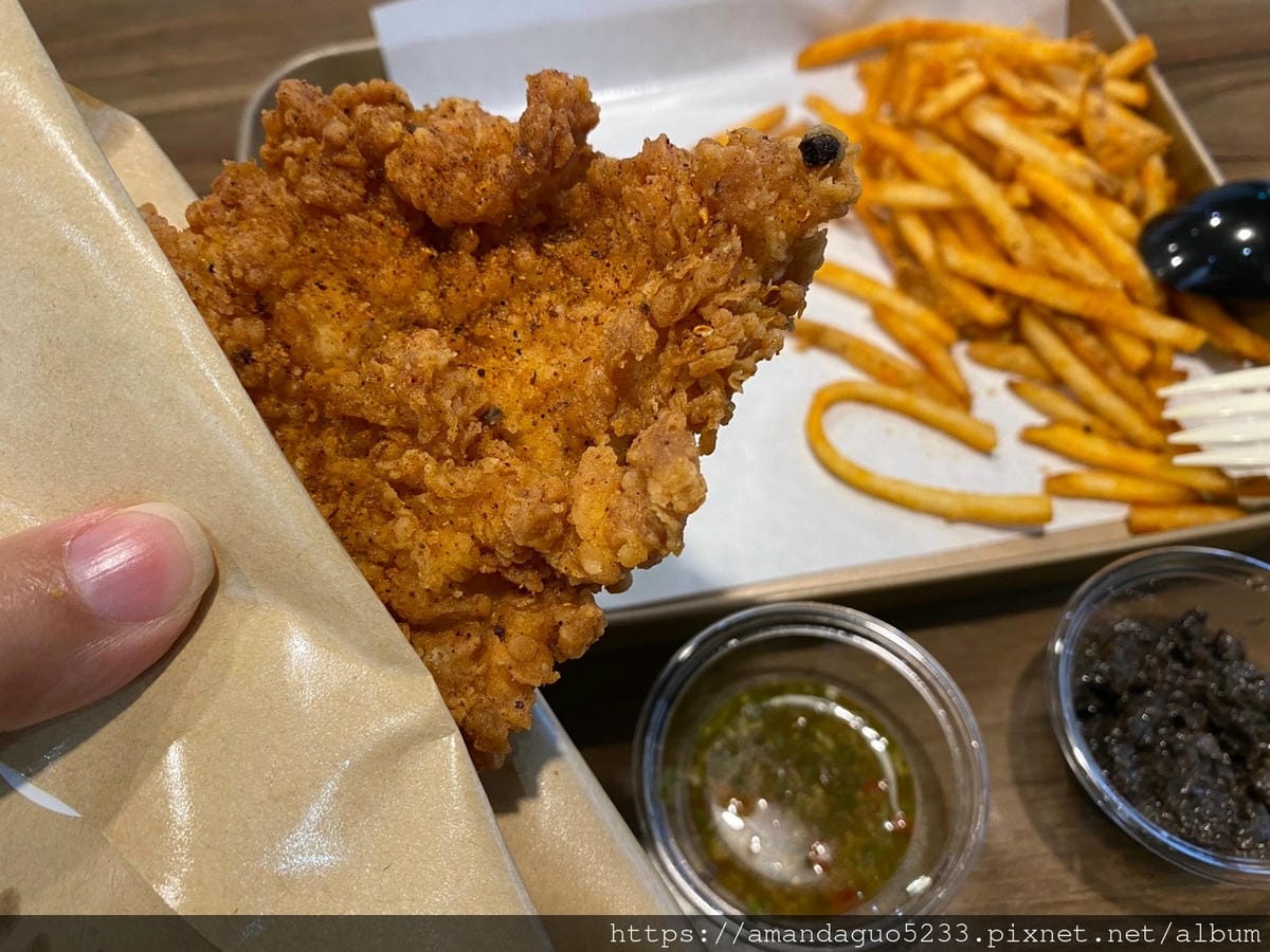 食記-台北市信義區嘶咔炸雞新開幕!炸雞控必點美國南方經
