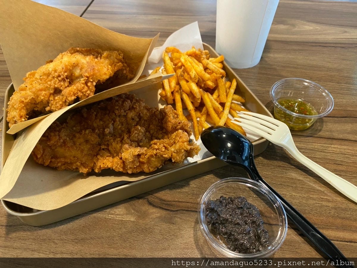 食記-台北市信義區嘶咔炸雞新開幕!炸雞控必點美國南方經 食記-台北市信義區嘶咔炸雞新開幕!炸雞控必點美國南方經
