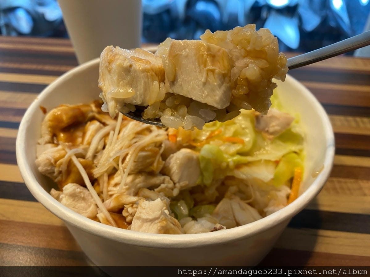 食記-台北市信義區雞肉幫新開幕!松菸附近雞肉飯料理,嗜