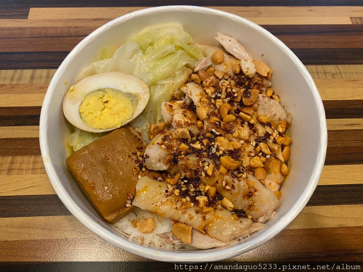 食記-台北市信義區雞肉幫新開幕!松菸附近雞肉飯料理,嗜
