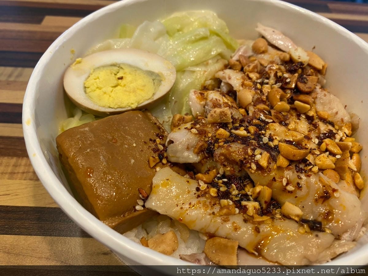 食記-台北市信義區雞肉幫新開幕!松菸附近雞肉飯料理,嗜