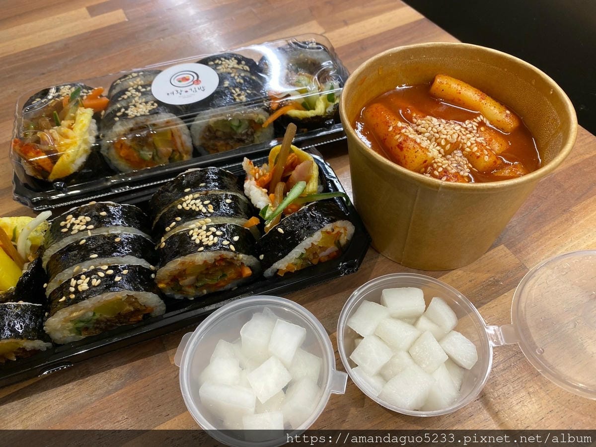 食記-台北市信義區女王飯捲新開幕!鳳梨酥達人高女婿改賣