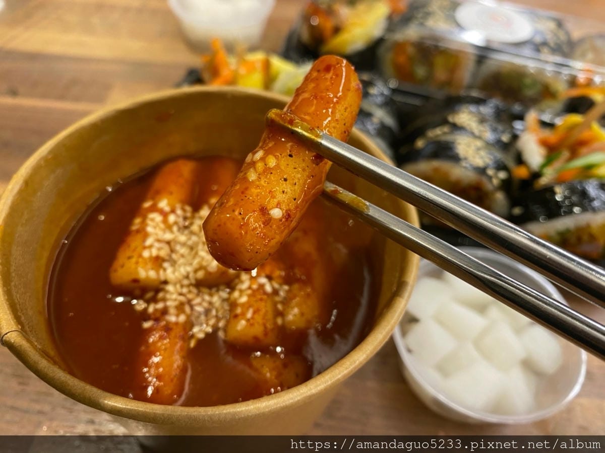 食記-台北市信義區女王飯捲新開幕!鳳梨酥達人高女婿改賣