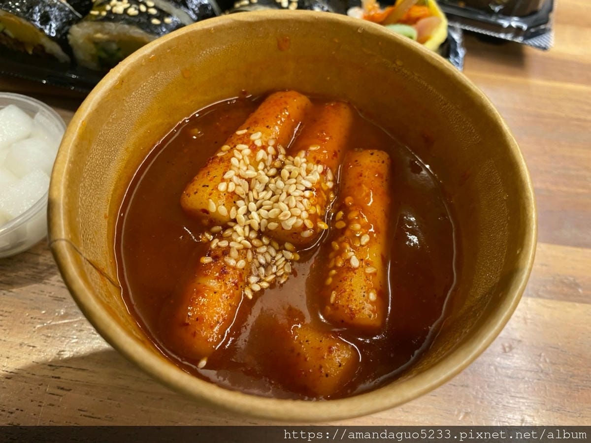 食記-台北市信義區女王飯捲新開幕!鳳梨酥達人高女婿改賣