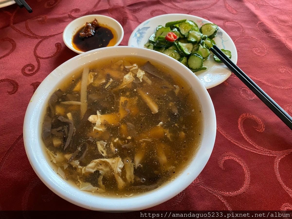 食記-台北市信義區公園餡餅粥永春站平價老餐館,首度嚐試 食記-台北市信義區公園餡餅粥永春站平價老餐館,首度嚐試
