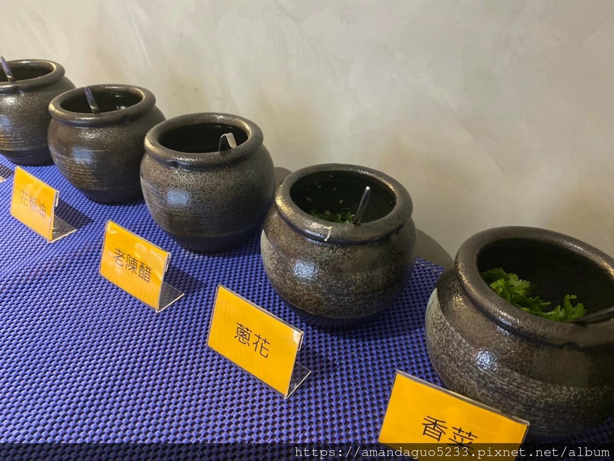 食記-台北市大安區孃孃酸辣粉讓人吃完大爆汗的酸辣粉,麻 食記-台北市大安區孃孃酸辣粉讓人吃完大爆汗的酸辣粉,麻