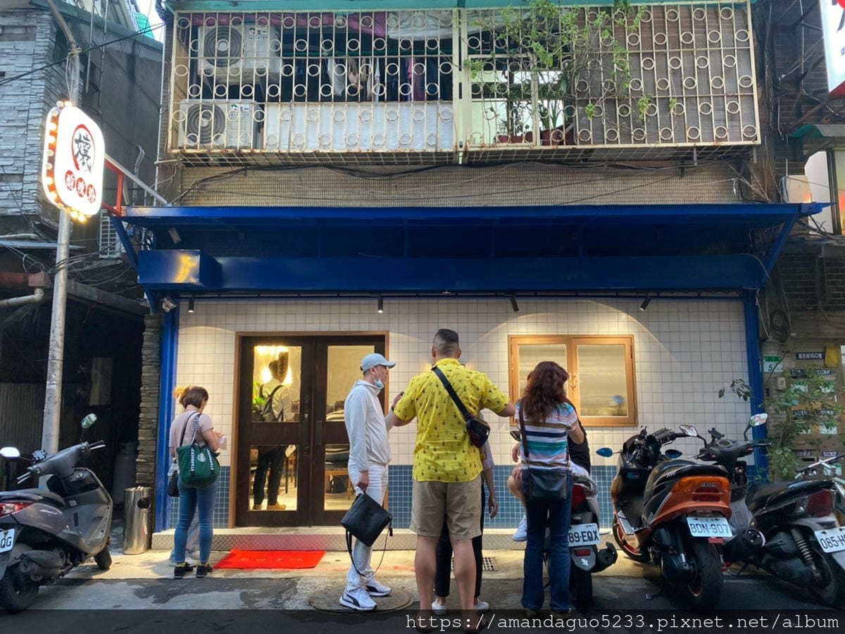 食記-台北市大安區孃孃酸辣粉讓人吃完大爆汗的酸辣粉,麻 食記-台北市大安區孃孃酸辣粉讓人吃完大爆汗的酸辣粉,麻